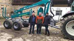 Maschinenübergabe

an Familie Aschauer und Ahorner aus
4324 Rechberg - Kürnstein

Pfanzelt Rückenahänger P11 Plus

mit Ladekran LK 6286
Viel Erfolg und alles Gute