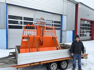 Maschinenübergabe

an Firma Hofer Erdbau GmbH aus
4392  Dorfstetten - Wimbergeramt

Dreipuntseilwinde Tiger 8to

 Viel Erfolg und alles Gute