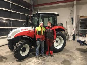 Traktorübergabe

an Herrn Kaltenberger Wolfgang aus
4272 Weitersfelden - Wienau

Steyr Kompakt 4065 S
Viel Erfolg und alles Gute