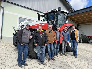 Traktorübergabe

an den Maschinering Zwettl-Weitra KG aus
3910 Zwettl - Traktorgemeinschaft Bruderndorf

Steyr 6185 CVT Absolut

 Viel Erfolg und alles Gute