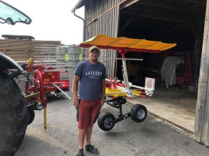 Maschinenübergabe

an Herrn Mühlbachler Stefan aus
4252 Liebenau - Maxldorf

Schwadkreisel Pöttinger TOP 422

Viel Erfolg und alles Gute