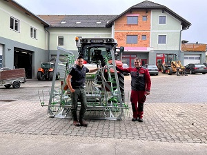 Maschinenübergabe

an Familie Unger aus
3921 Langschlag - Kainrathschlag

Zocon Greenkeeper Wiesnstriegel         

Viel Erfolg und alles Gute